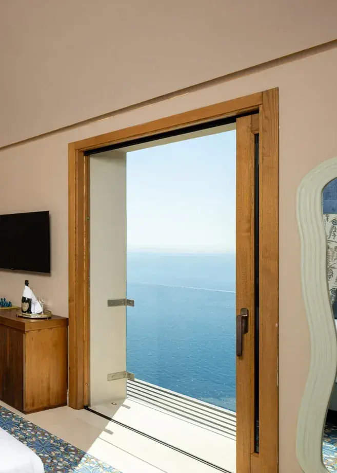Aria: looking out from the room