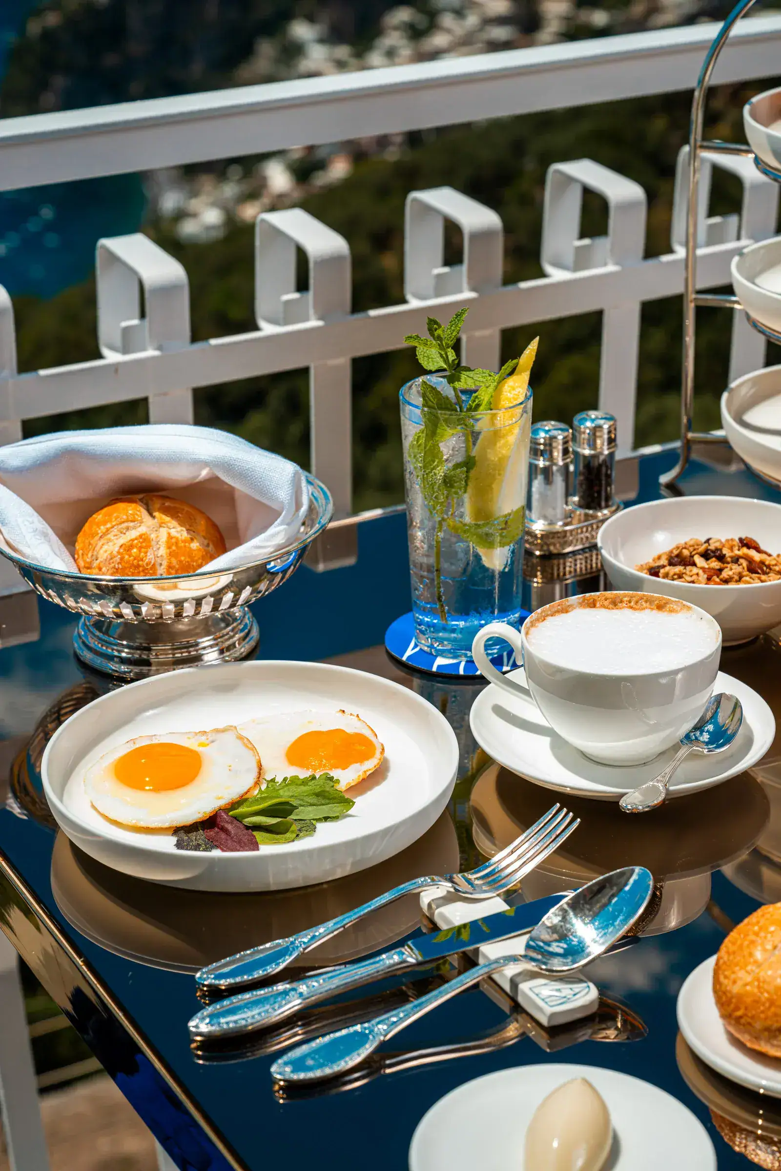La colazione, servita al tavolo